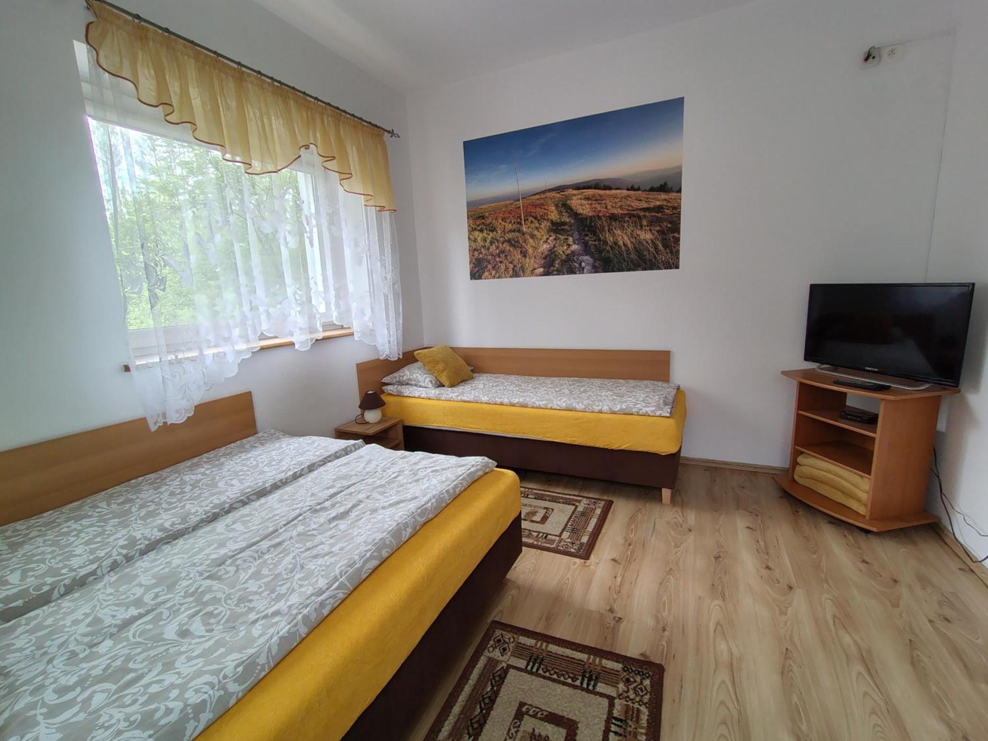Jaskolka Apartment Ladek-Zdroj Exterior photo
